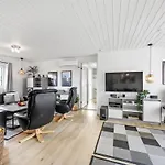 Milena - 200m From The Sea By Interhome *