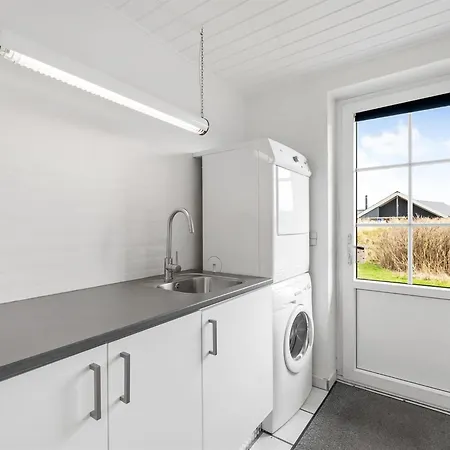 Milena - 200m From The Sea By Interhome